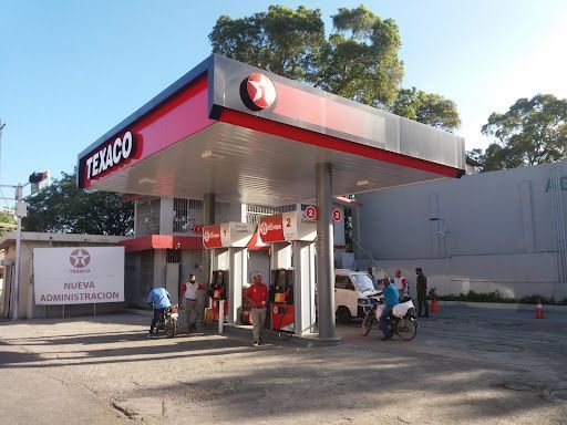 Estacion De Combustible Texaco • Pueblo Abajo