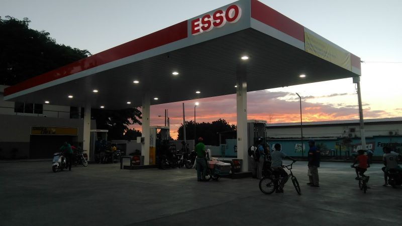 Estación Gasolina Esso