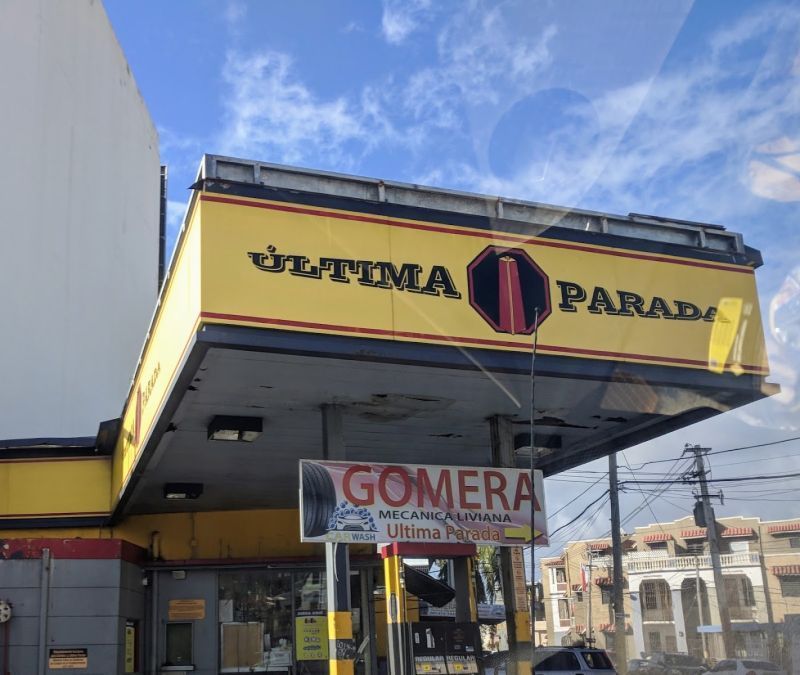 Gasolinera 76