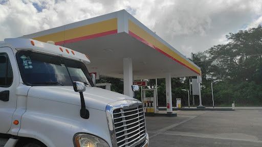 Las mejores Gasolinera cerca de mi en El Factor
