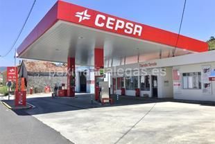 Estación de Gasolina La Lira